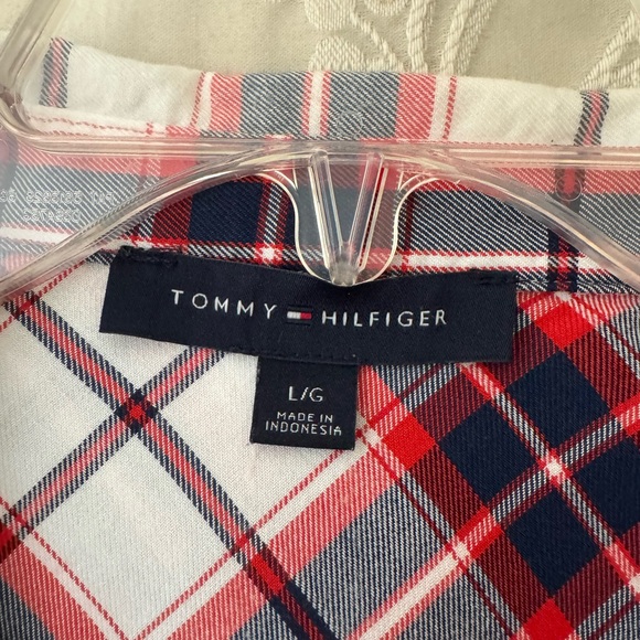 Tommy Hilfiger Button Up Flannel - Picture 3 of 3